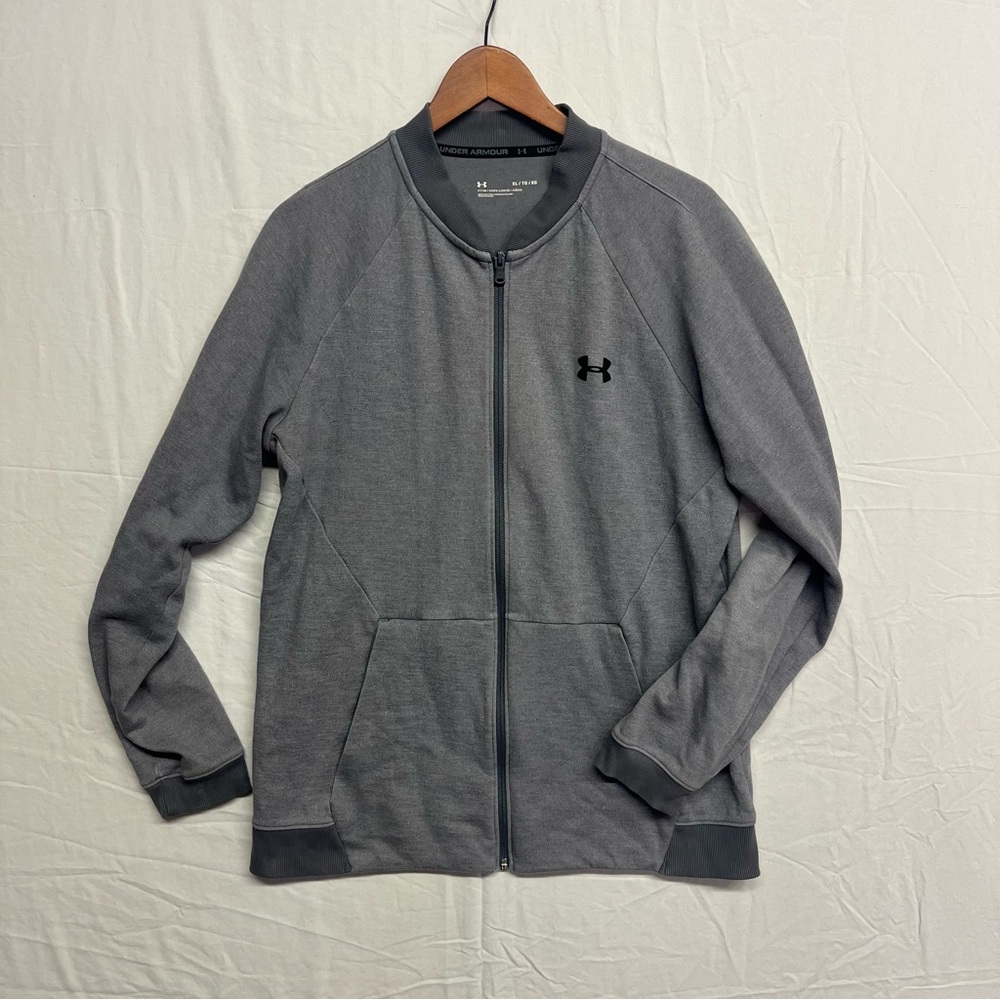Adult XL Under Armour Full Zip up Grey Sweatshirt Gray